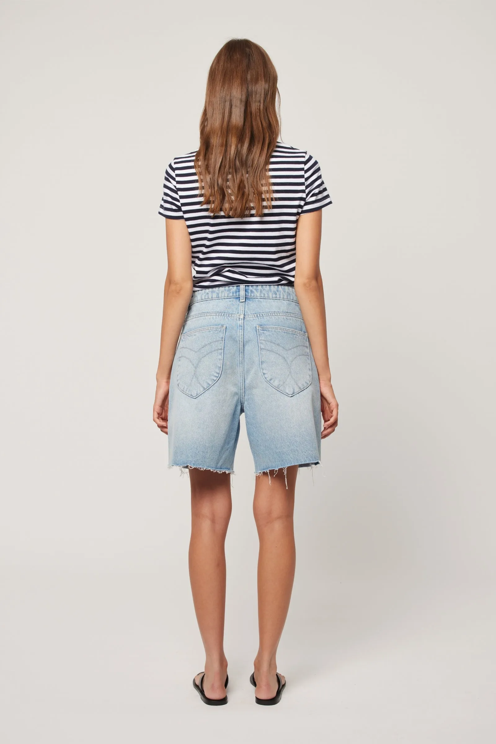 90's Relaxed Short - Longbeach - Image 4