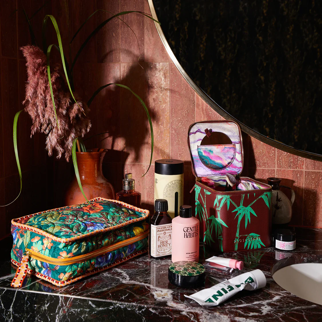Babette Vanity Bag - Image 4
