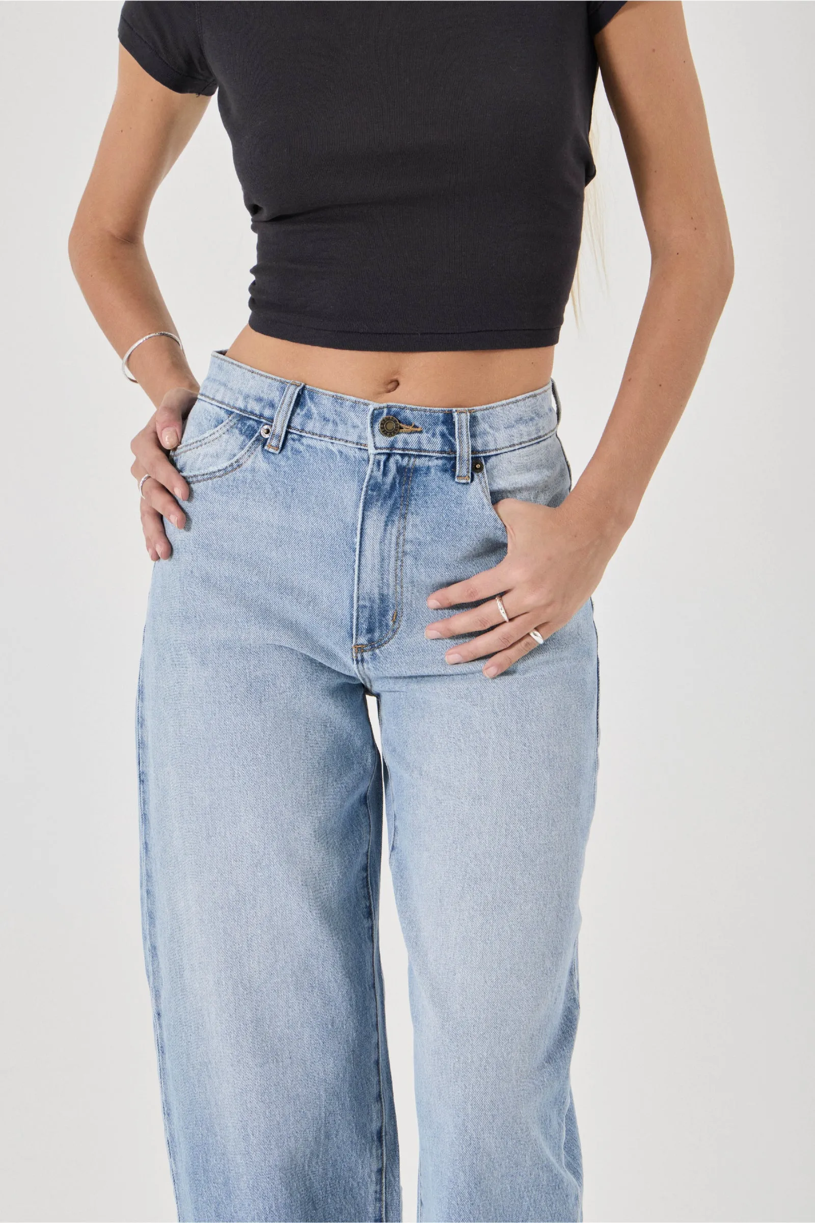 Gigi Barrel Jean - Brad Blue - Image 3